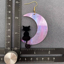 Load image into Gallery viewer, Cat Moon Earrings